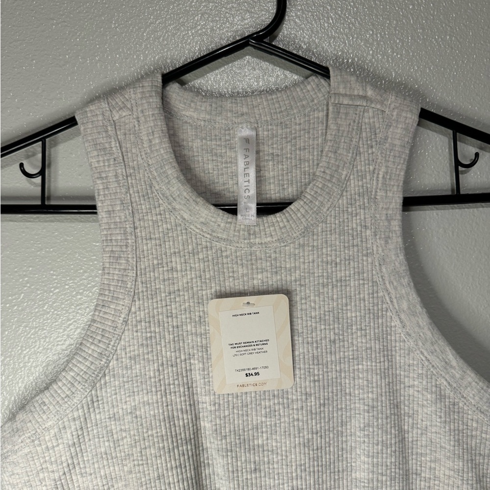High Neck Ribbed Tank Top - Picture 4 of 6